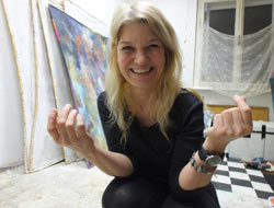 INTERVIEW with Natalija Šeruga Golob, Kunstwirk 2016 - slo Interviews and talks with artist Natalija Šeruga Golob. The artist (painter) talks about her love with decay and modification of things. For her art is a matter of the spirit, and its mission is to approach the meaning of life. The painter is faithful to her recognisable style: painted canvas, visibly stitched on a metal sub frame, and to topics such as time, passing, and decay.